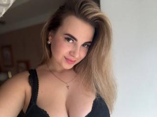 Click to chat with model GoddessTenderness