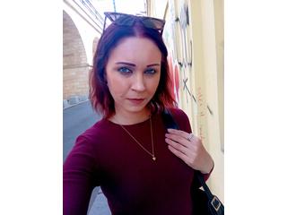 Click to chat with model AlexaXCandy